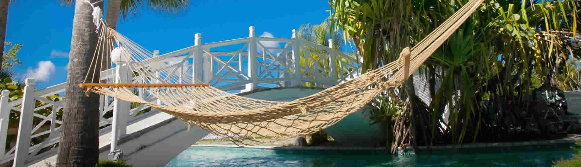 https://2nightcruises.com/wp-content/uploads/2016/09/bahamas-taino-beach-resort-hammock.jpg